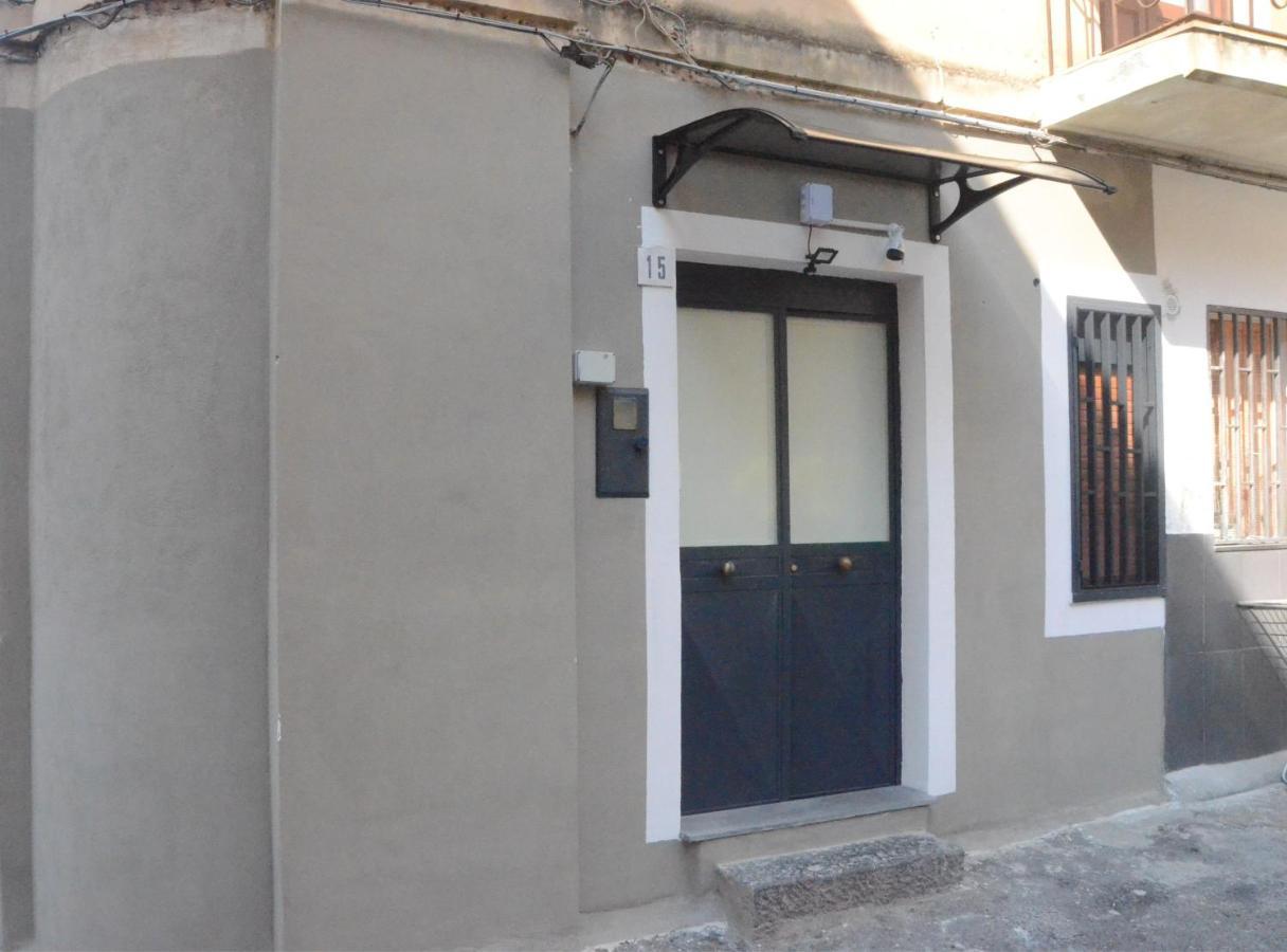 Casa Gale - House In Catania Center Apartamento Exterior foto